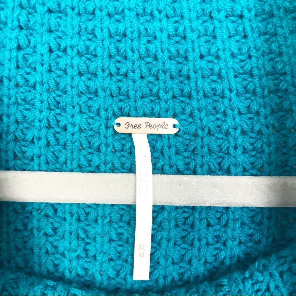 FREE PEOPLE | Park City Chunky Knit Teal Cowl Neck Sweater Women’s Size Medium - Picture 9 of 12